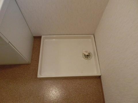 ジュネスト１番館・２番館　その他設備　洗濯機置き場