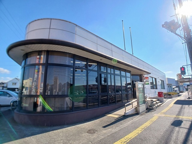 郵便局　戸次郵便局（郵便局）まで900m