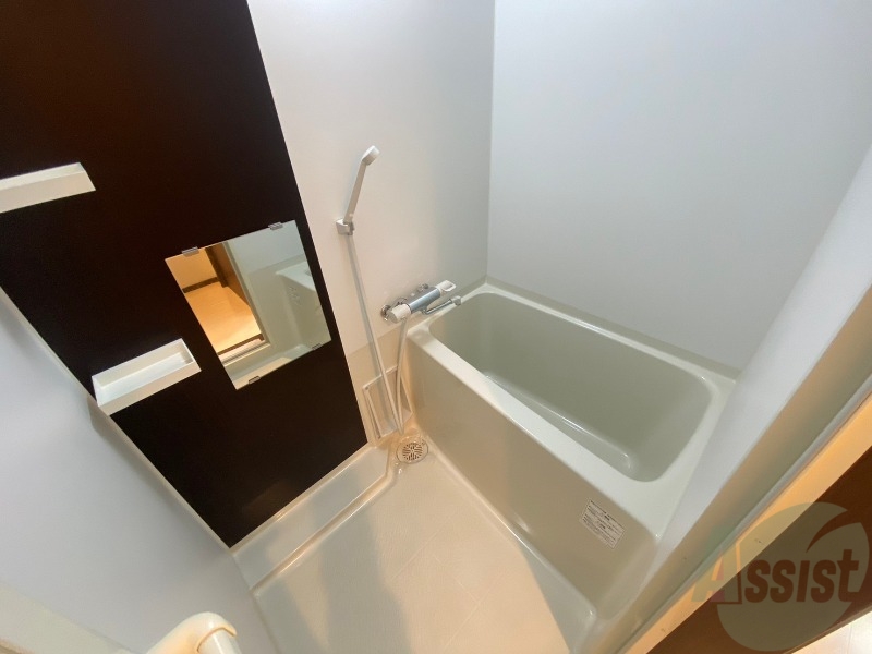 バス・シャワールーム　お風呂です。ゆっくりお風呂につかるのも体に良いですね～