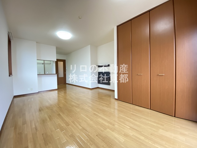 その他部屋・スペース　上品に仕上がった明るい室内空間です！