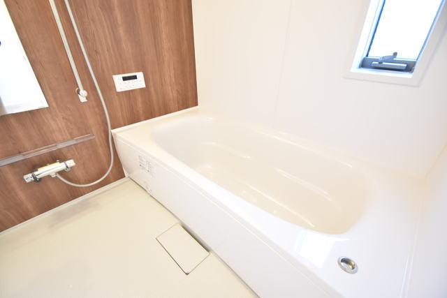 バス・シャワールーム　ゆったりくつろげるバスルーム♪