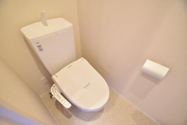 トイレ　温水洗浄便座！