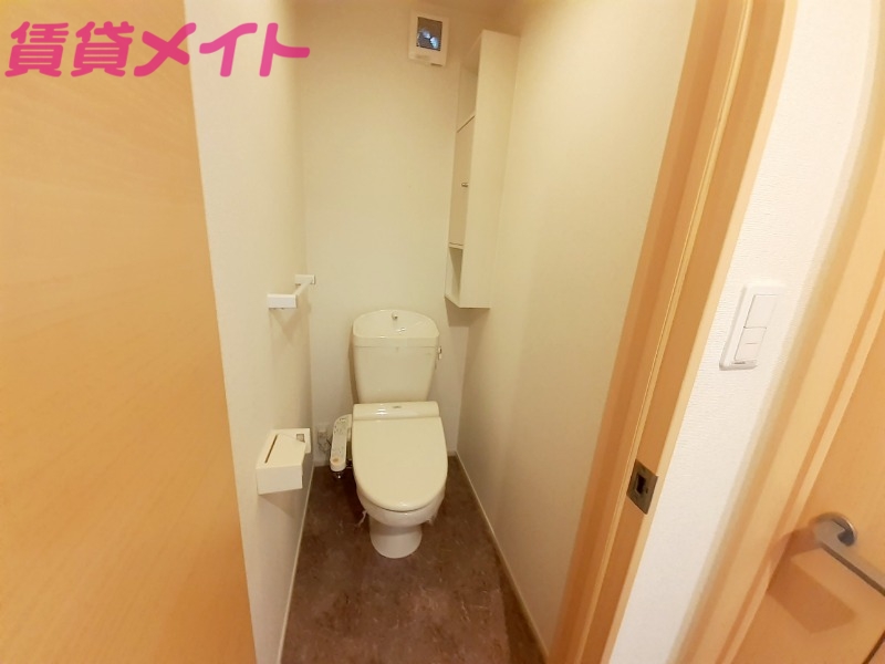 トイレ　同型別室のお写真です