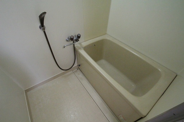 バス・シャワールーム　同物件別室です。