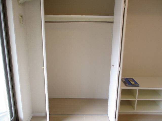 収納　クローゼットクローゼット