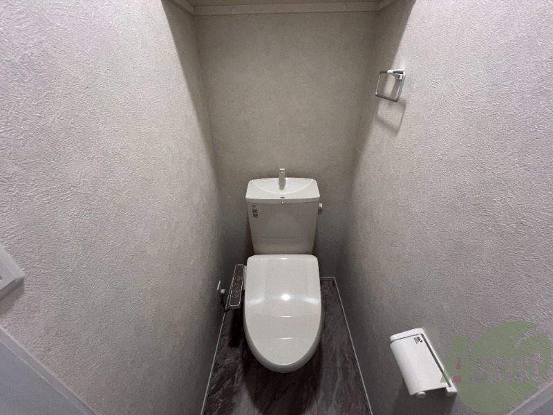 トイレ　ウォシュレット機能付きトイレは嬉しいですね。