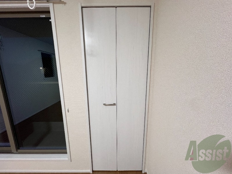 収納　クローゼットです。お荷物やお洋服はこちらにどうぞ。