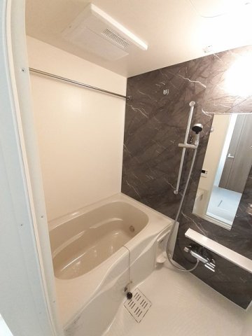バス・シャワールーム　日々の暮らしに欠かせないお風呂です
