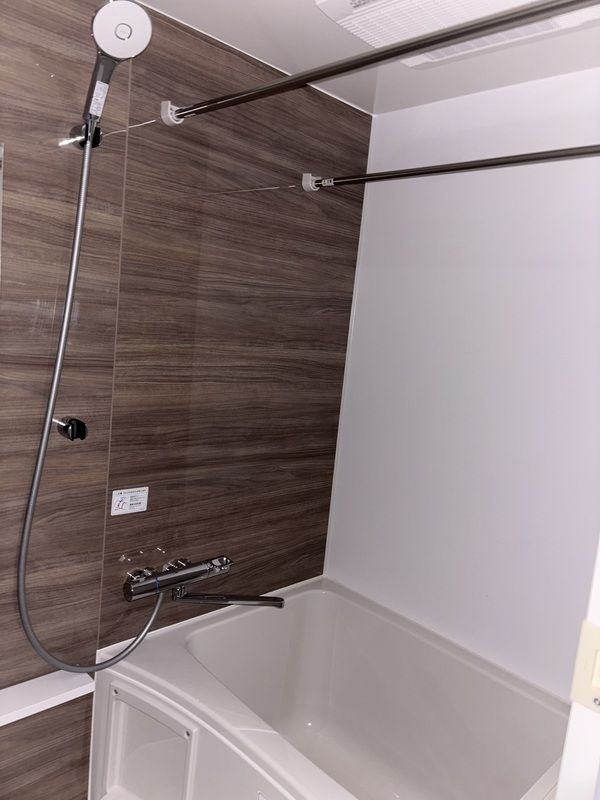 バス・シャワールーム　お風呂で日々の疲れを落としましょう