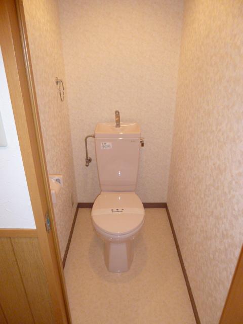 トイレ　シンプルで使いやすいトイレです