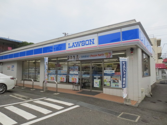 コンビニ　ローソン 新東芹が谷店（コンビニ）まで381m