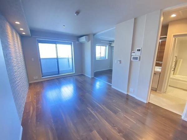 居室・リビング　広々としたリビング！