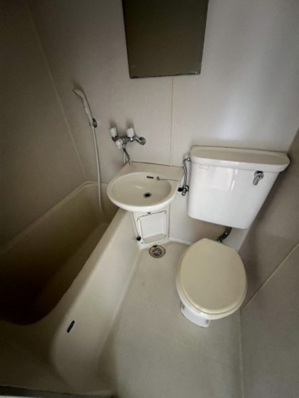 バス・シャワールーム　他号室のお写真です