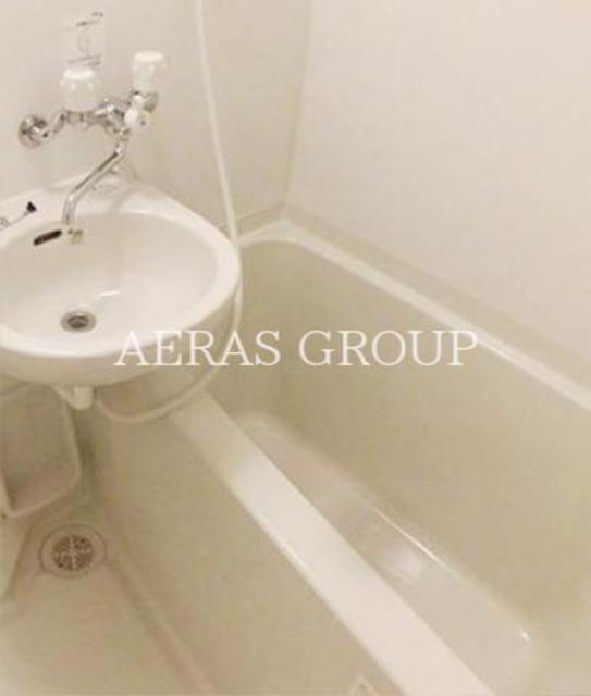 バス・シャワールーム　内観