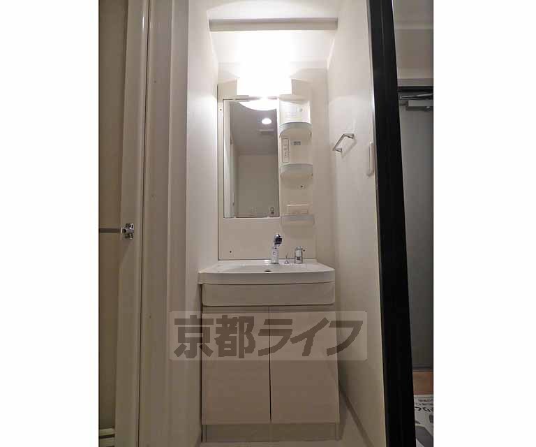 洗面設備　洗面所です。