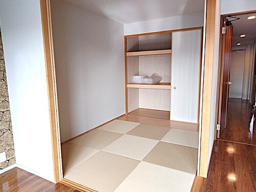 その他　和室（約4.5畳）・押入　※内装工事前