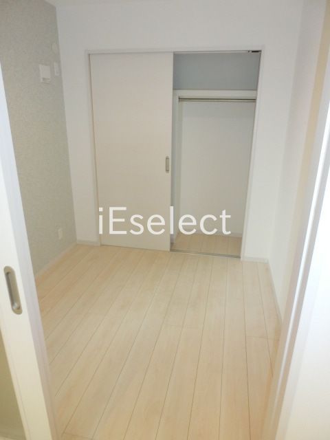 その他部屋・スペース　アクセントクロスがオシャレな洋室