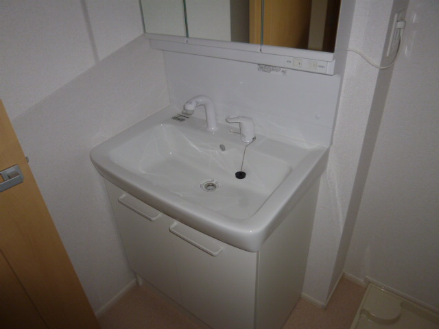 洗面設備　洗髪洗面化粧台