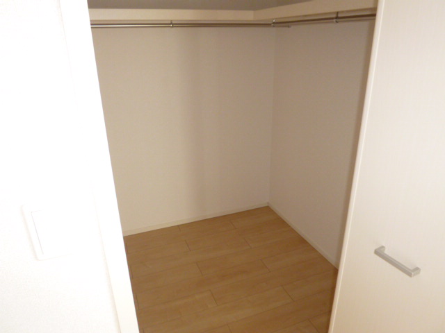 収納　ウォークインクローゼット