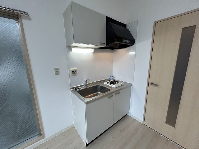 キッチン　同マンション別部屋