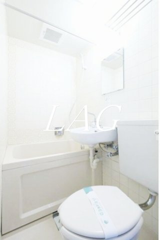 バス・シャワールーム　お風呂です。