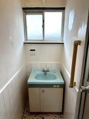 西賀茂大栗町貸家の内装写真