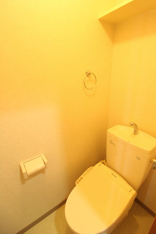 トイレ　※別部屋参考写真