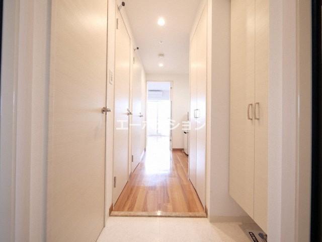 玄関　リッツ難波南II