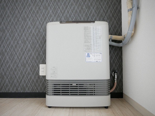 その他設備　都市ガス暖房　※別号室参考画像