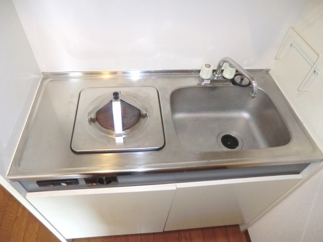 キッチン　壁付けキッチンでスペースを有効活用できます！