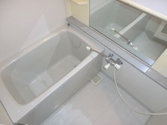 バス・シャワールーム　バストイレ別でおすすめです！