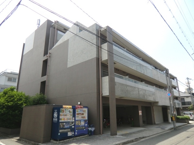 建物外観　安心のオートロック付き♪