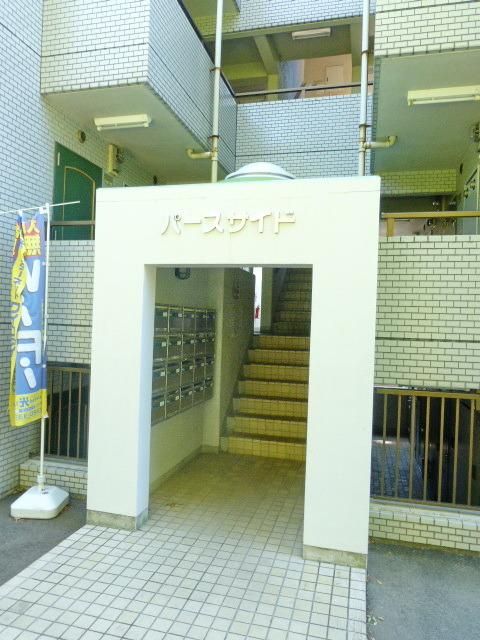 エントランス　★お問い合わせはタウンハウジングまで★