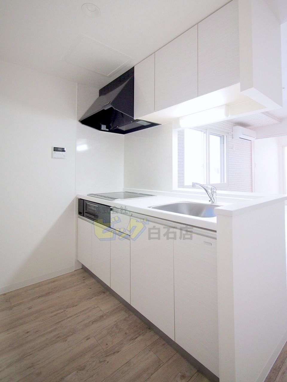 キッチン　人気の対面式システムキッチンです♪