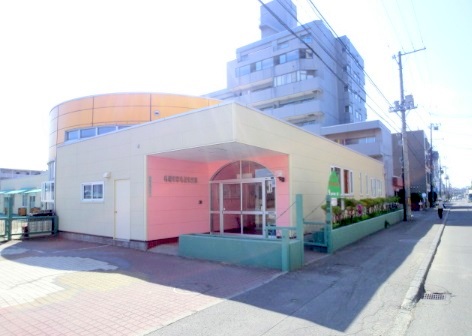 幼稚園・保育園　札幌市東札幌保育園（幼稚園・保育園）まで297m