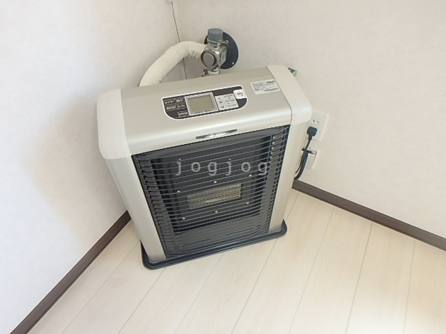その他設備　ストーブ
