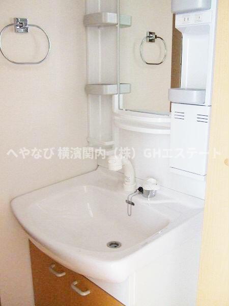 洗面設備　他号室　同施工参考写真