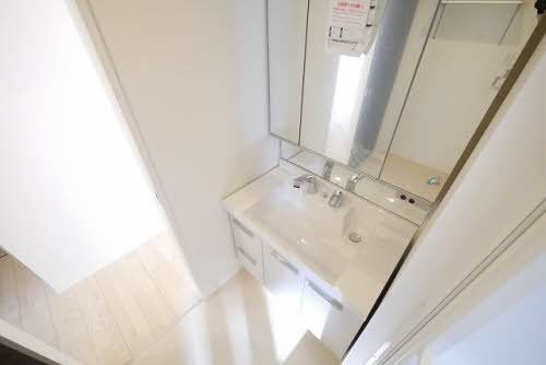 洗面設備　洗面化粧台