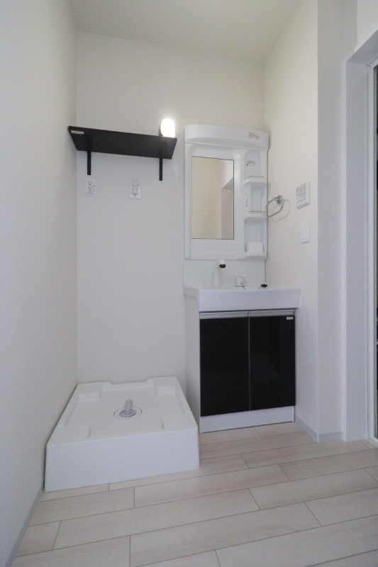 洗面設備　図面と現状に相違がある場合には現状を優先