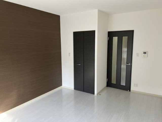 居室・リビング　エアコン付きで快適に過ごせます♪