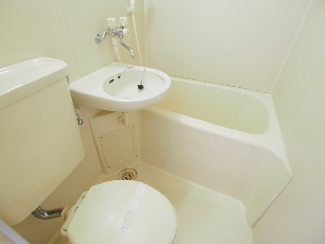 トイレ　ゆったりとした空間のトイレです