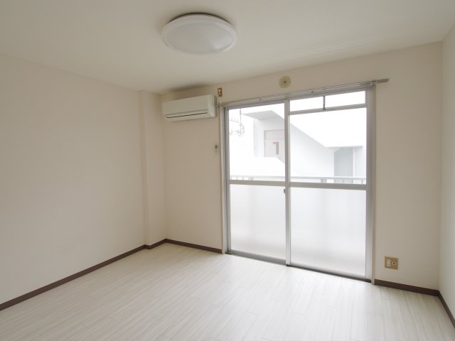 居室・リビング　ゆったり過ごせるリビングです