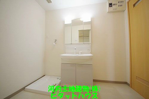 洗面設備　シャンプードレッサー