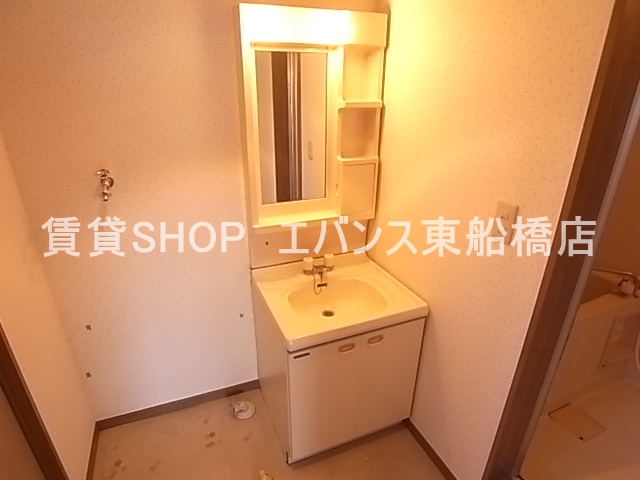 洗面設備　忙しい朝には欠かせない洗面所です