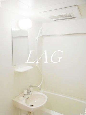 洗面設備　洗面台です。