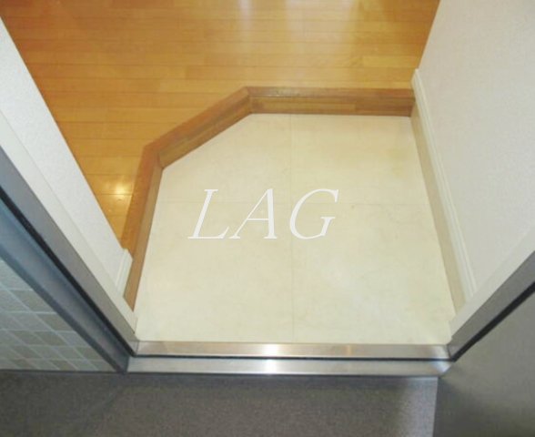 玄関　玄関です。