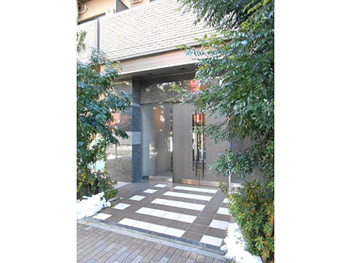 エントランス　エントランス外観　※前回募集時2018年8月の写真