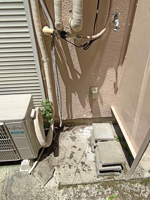 その他設備　室外洗濯機置場