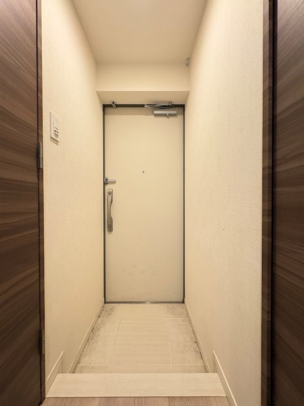 玄関　※参考写真