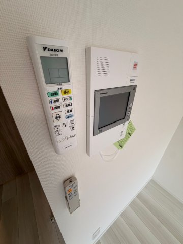 セキュリティ　※居室内の写真は反転タイプのものになります※